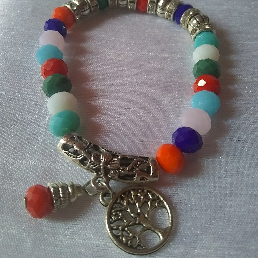 Tree Bracelet - Picture 4 of 4